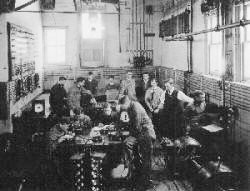 University of Toronto Engineering Lab 1909 - RF Cafe
