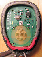 RF Cafe - Chevrolet RKE Fob PCA missing battery holder 