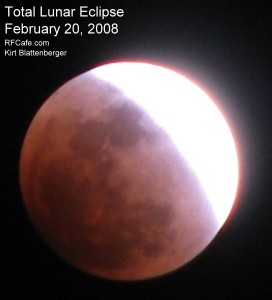 RF Cafe: Total Lunar Eclipse of February 20-21, 2008 - Penumbral-Umbral Transition