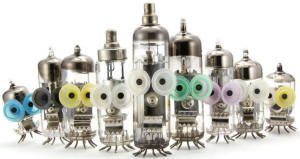 Los Boludos Vacuum Tube Family - RF Cafe