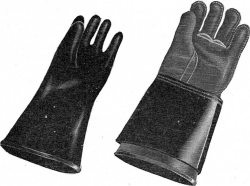 Figure 157.-  Rubber gloves and leather glove protectors.